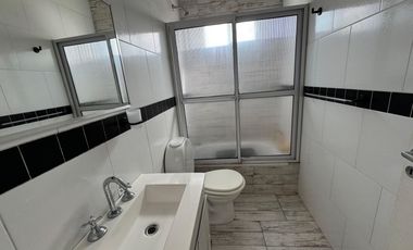 VENTA PH 4 AMBIENTES LANUS