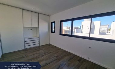 Departamento en dúplex - 3 amb - En pozo - Olivos
