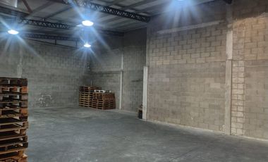 VENTA GALPON EN LOTE DE 436 MTS2 EN BURZACO