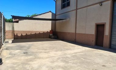 VENTA GALPON EN LOTE DE 436 MTS2 EN BURZACO