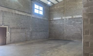 VENTA GALPON EN LOTE DE 436 MTS2 EN BURZACO