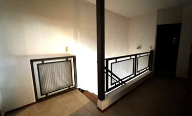 VENTA CASA  5 AMB CON PILETA  REMEDIOS DE ESCALADA