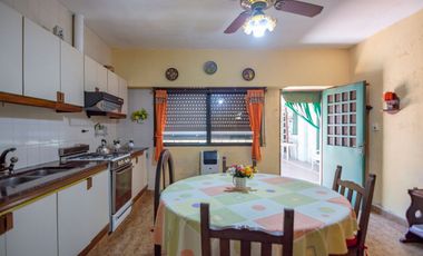 Casa en venta en San Isidro Multifamiliar