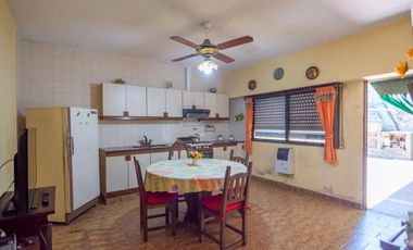 Casa en venta en San Isidro Multifamiliar