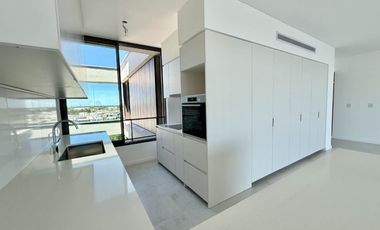 VENTA PENT-HOUSE OCEANA CON TERRAZA Y PISCINA PROP