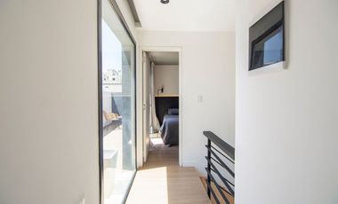 Venta Depto Duplex c/terraza y galeria, Vte Lopez