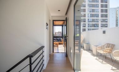Venta Depto Duplex c/terraza y galeria, Vte Lopez