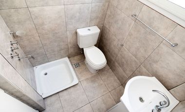 PH Belgrano s/expensas.1er piso. 2 dptos independientes. Terrazas. 8 ambientes. Reciclado. Estrenar.