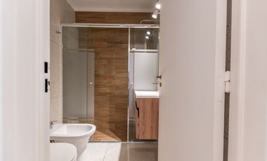 Venta Depto Semipiso 3 Amb con dependencia y balcon corrido - Palermo