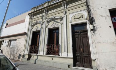 VENTA CASA A RECICLAR O LOTE EXCELENTE UBICACIÓN