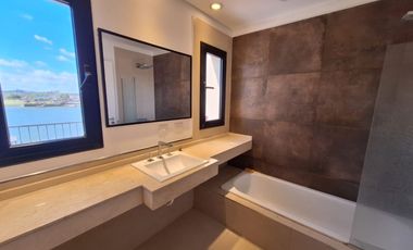 ALQUILER ANUAL  - CASA - BARRIO CERRADO SAN SEBASTIAN- PILAR- A LA LAGUNA