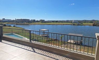 ALQUILER ANUAL  - CASA - BARRIO CERRADO SAN SEBASTIAN- PILAR- A LA LAGUNA