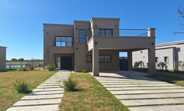 ALQUILER ANUAL  - CASA - BARRIO CERRADO SAN SEBASTIAN- PILAR- A LA LAGUNA