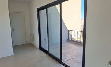 ALQUILER ANUAL  - CASA - BARRIO CERRADO SAN SEBASTIAN- PILAR- A LA LAGUNA