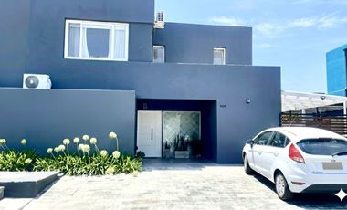 Casa en Venta Casas de Santa Maria sin expensas