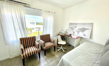 Casa en Venta Casas de Santa Maria sin expensas