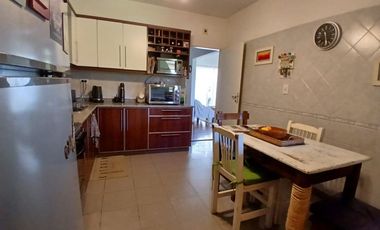 CASA 3 DORMITORIOS - BARRIO PARQUE EL TALAR -