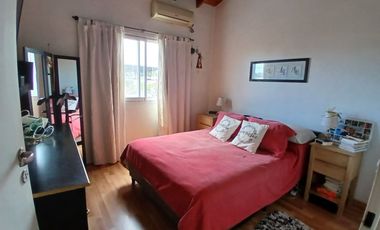 CASA 3 DORMITORIOS - BARRIO PARQUE EL TALAR -