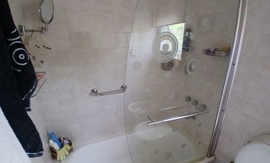 CASA 3 DORMITORIOS - BARRIO PARQUE EL TALAR -