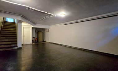 VENTA CASA MARTINEZ 8 AMBIENTES PILETA COCHERAS