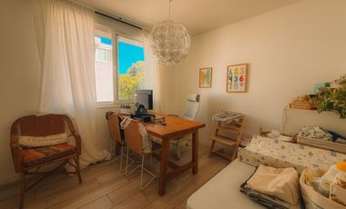 VENTA CASA moderna, casi a estrenar, en Beccar