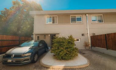 VENTA CASA moderna, casi a estrenar, en Beccar