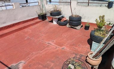 PH en Paternal PB con patio y terraza sin expensas