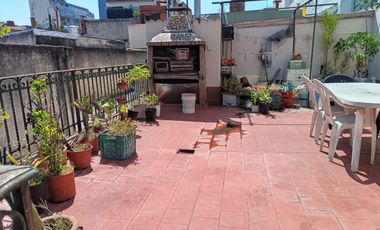 PH en Paternal PB con patio y terraza sin expensas