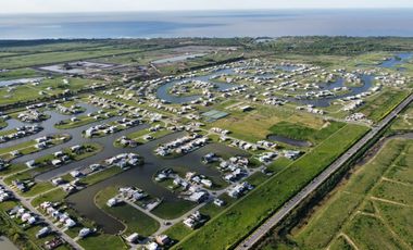 VENTA LOTE A LA LAGUNA BARRIO PRIVADO ELCANO