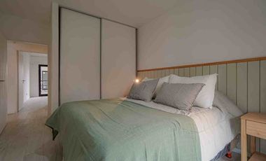 Venta departamento, con cochera a estrenar.