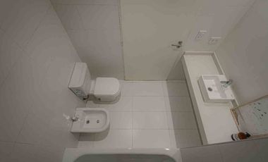 Venta departamento, con cochera a estrenar.