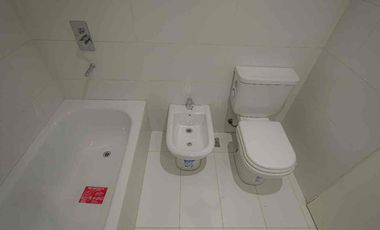 Venta departamento, con cochera a estrenar.