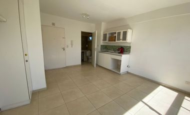 MONOAMBIENTE EN AV.DORREGO LIMITE PALERMO C/PILETA