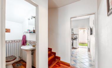 DUPLEX 3 DORMITORIOS Y JARDÍN APTO CRÉDITO LUGANO