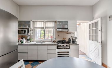 DUPLEX 3 DORMITORIOS Y JARDÍN APTO CRÉDITO LUGANO