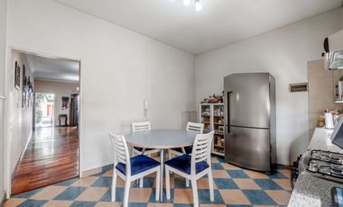 DUPLEX 3 DORMITORIOS Y JARDÍN APTO CRÉDITO LUGANO