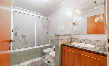 DUPLEX 3 DORMITORIOS Y JARDÍN APTO CRÉDITO LUGANO