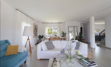 Alquiler casa en barrio San Ramiro Pilar Este