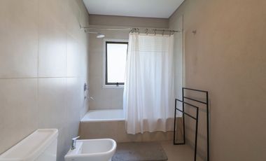 Alquiler casa en barrio San Ramiro Pilar Este