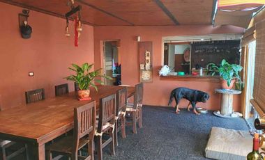 Casa multifamiliar en San Andrés con 2 deptos