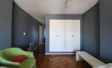 VENTA DEPTO  1 AMB SOBRE LIBERTADOR VISTA AL RIO