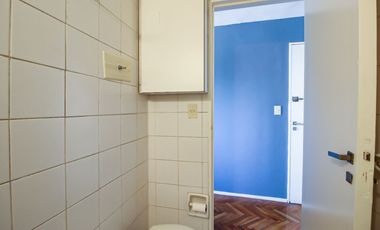 VENTA DEPTO  1 AMB SOBRE LIBERTADOR VISTA AL RIO