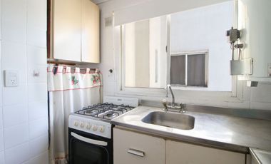 VENTA DEPTO  1 AMB SOBRE LIBERTADOR VISTA AL RIO