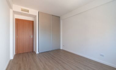 VENTA SEMIPISO 4 AMB BALCON 2 COCHERAS MATADEROS