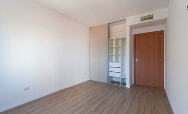 VENTA SEMIPISO 4 AMB BALCON 2 COCHERAS MATADEROS