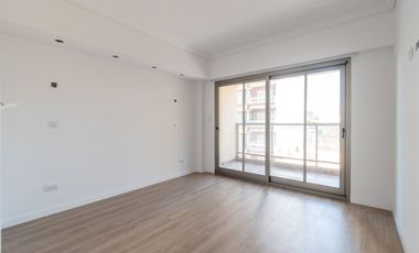 VENTA SEMIPISO 4 AMB BALCON 2 COCHERAS MATADEROS