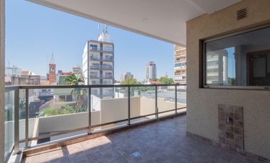 VENTA SEMIPISO 4 AMB BALCON 2 COCHERAS MATADEROS