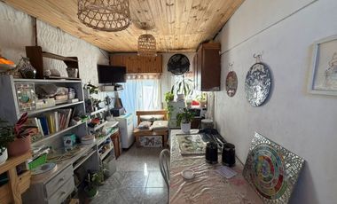 VENTA EXCELENTE CASA EN BOULOGNE DE 3 AMBIENTES