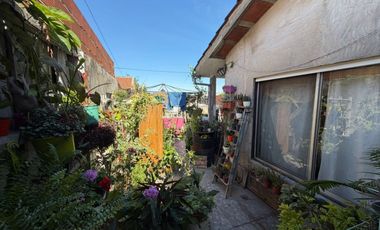 VENTA EXCELENTE CASA EN BOULOGNE DE 3 AMBIENTES