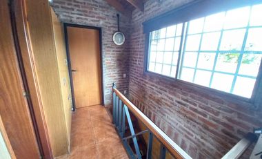 CASA 5 AMB JARDIN PILETA Y COCHERA - V. BALLESTER